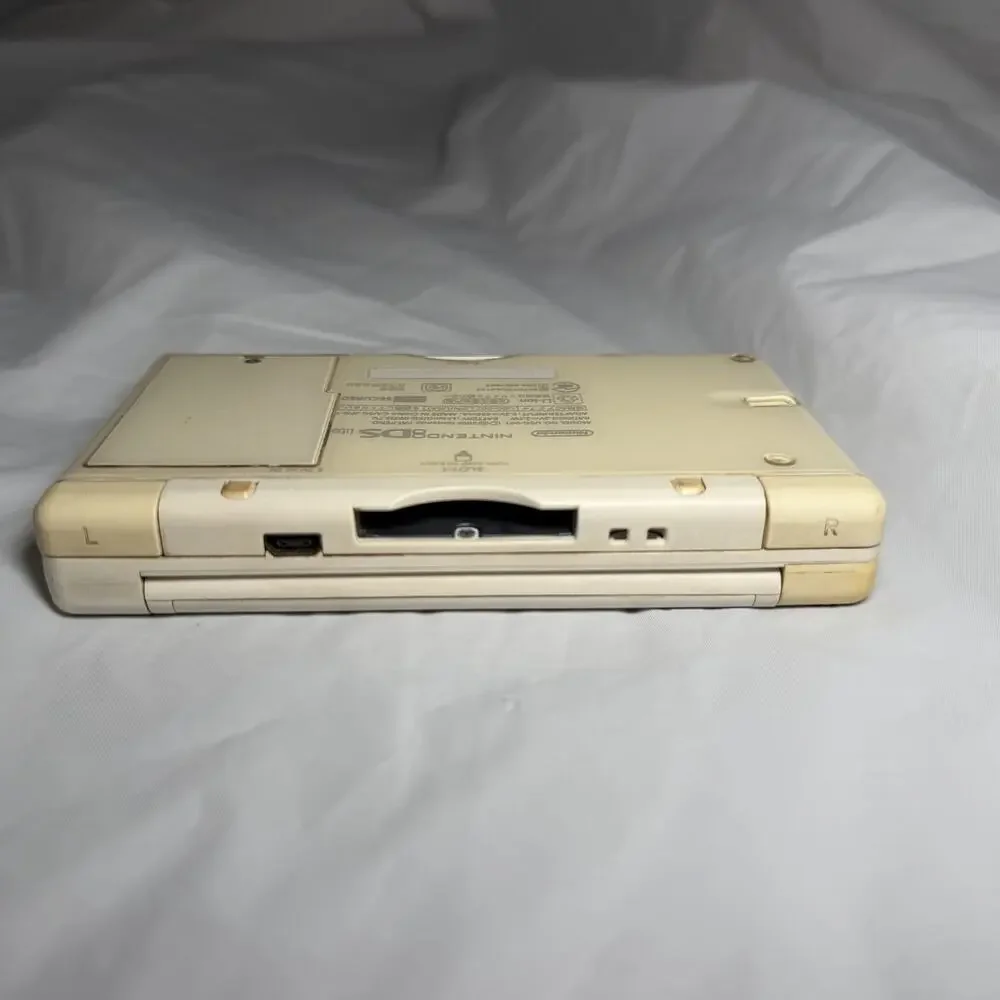 Nintendo DS Lite Console White USG-001 Japanese w New Battery READ DESCRIPTION
